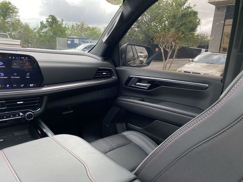 Used 2025 Chevrolet Tahoe RST w/ Comfort Package image 4