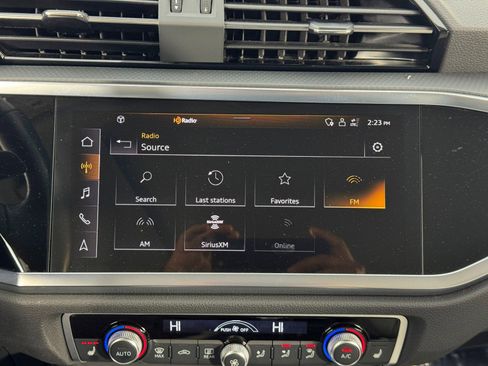 Used 2023 Audi Q3 2.0T Premium Plus image 27