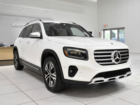 Certified 2024 Mercedes-Benz GLB 250 4MATIC image 7