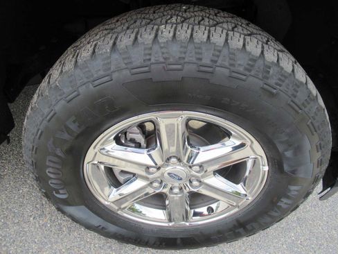 Used 2025 Ford F150 XLT w/ Equipment Group 301A Standard image 12