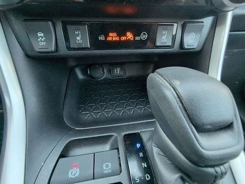 Used 2024 Toyota RAV4 XLE w/ Convenience Package image 15