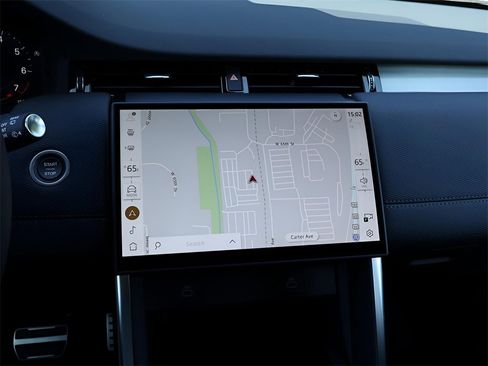 New 2025 Land Rover Discovery Sport Dynamic SE image 21