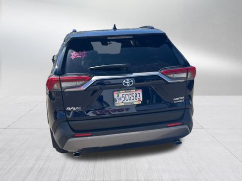 Used 2019 Toyota RAV4 Limited AWD/4WD image 4