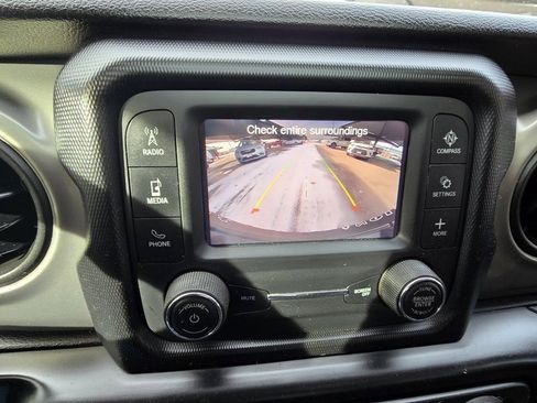 Used 2021 Jeep Wrangler Unlimited Sport image 20