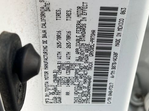 Used 2021 Toyota Tacoma TRD Off-Road image 30