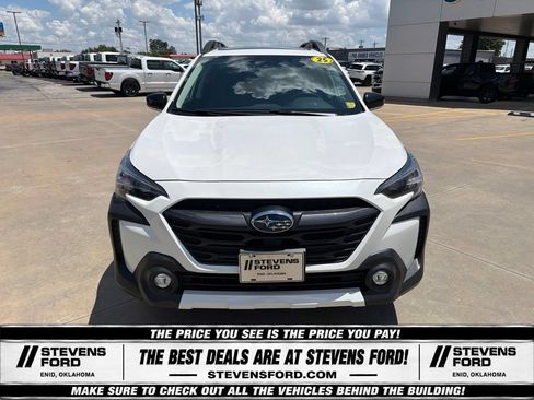 Used 2025 Subaru Outback Limited AWD/4WD image 7