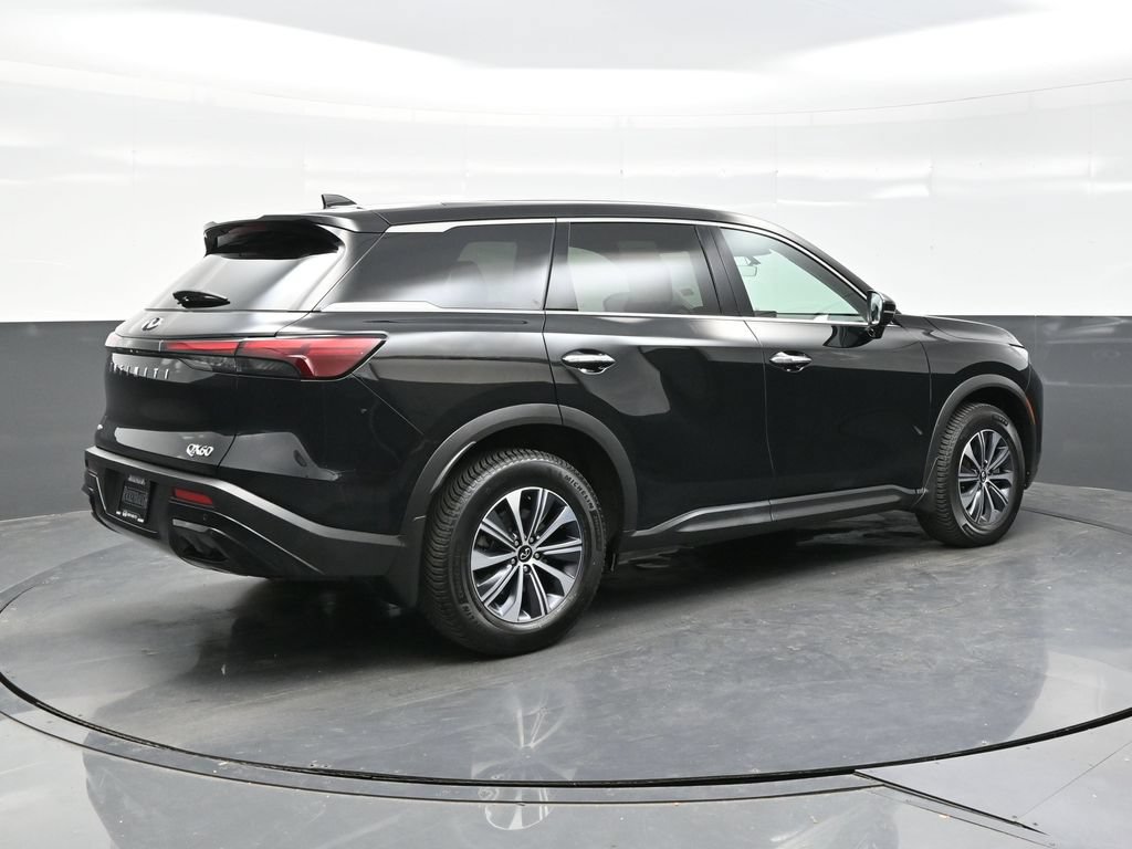 Used 2023 INFINITI QX60 Pure AWD/4WD image 7