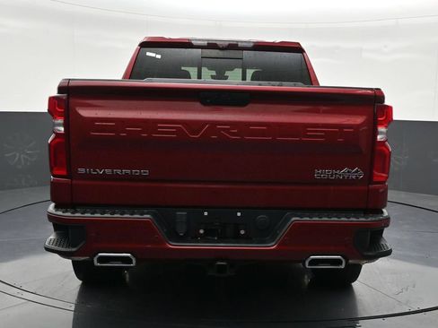 Used 2020 Chevrolet Silverado 1500 High Country w/ Technology Package image 4
