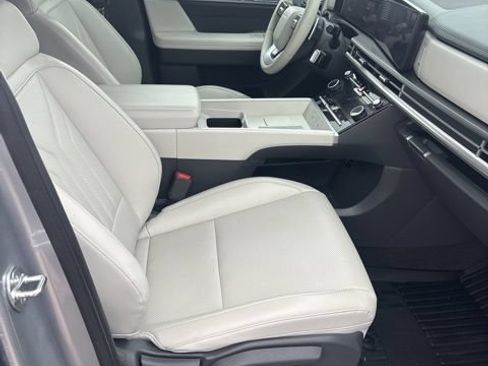 Used 2024 Hyundai Santa Fe SEL AWD/4WD image 34
