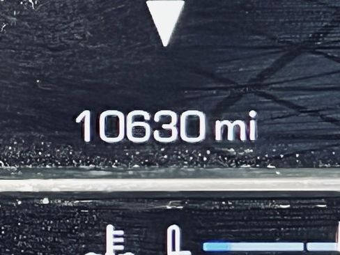 Used 2025 GMC Sierra 1500 AT4 w/ AT4 Premium Package image 30