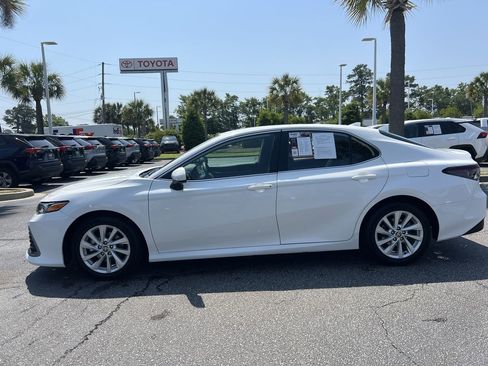 Used 2024 Toyota Camry LE FWD image 7