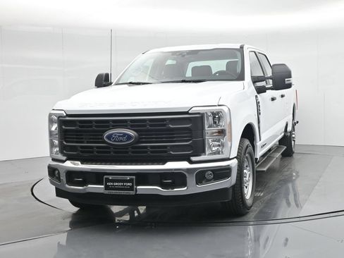 New 2026 Ford F350 XL w/ XL Chrome Package RWD image 56