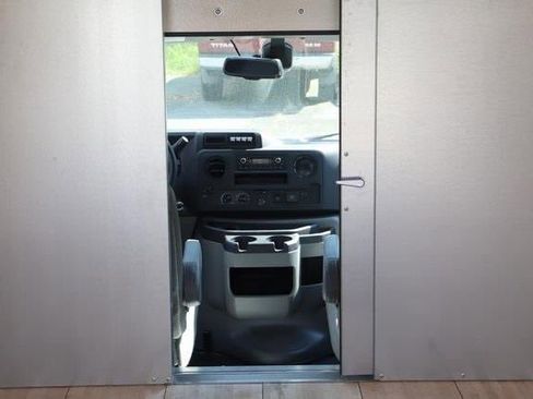 New 2025 Ford E-350 and Econoline 350 Super Duty w/ Driver's Safety Package image 33