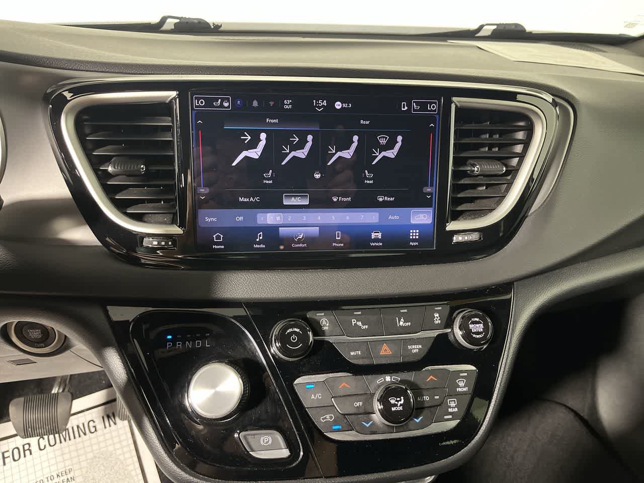 Used 2025 Chrysler Pacifica Select FWD image 21