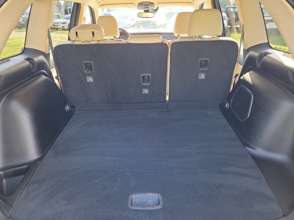Used 2022 Jeep Grand Cherokee Limited RWD image 11