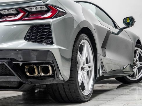 Used 2023 Chevrolet Corvette Stingray Preferred Cpe w/ Z51 Performance Package RWD image 22