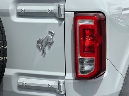 New 2026 Ford Bronco 4-Door AWD/4WD image 25