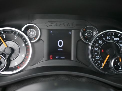 Used 2021 RAM 2500 Big Horn image 23