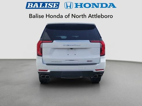 Used 2025 GMC Yukon Denali image 3