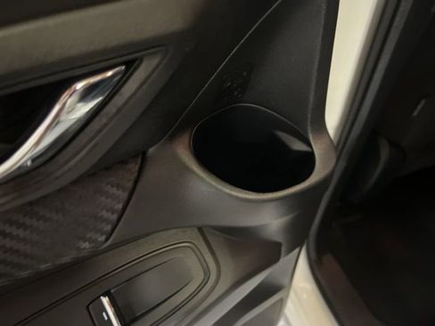 Used 2024 Subaru Ascent Premium w/ Convenience Package image 54