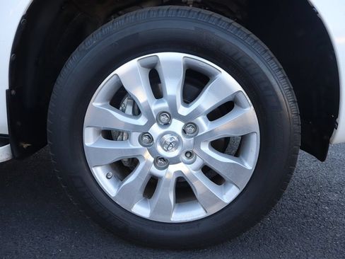 Used 2016 Toyota Sequoia Platinum AWD/4WD image 47