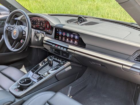 Certified 2026 Porsche 911 Carrera RWD image 28