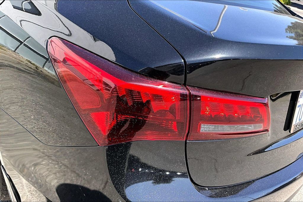 Used 2016 Acura TLX w/ Technology Package FWD image 23