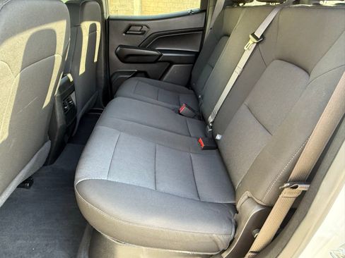 Used 2024 Chevrolet Colorado Trail Boss w/ Technology Package image 32