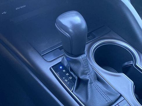 Certified 2022 Toyota Camry SE w/ Convenience Package image 19