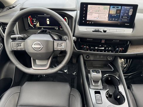 New 2025 Nissan Pathfinder Rock Creek image 17