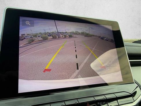 Used 2025 Jeep Compass Limited image 17