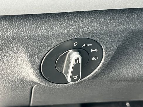 New 2025 Volkswagen Jetta SE image 20