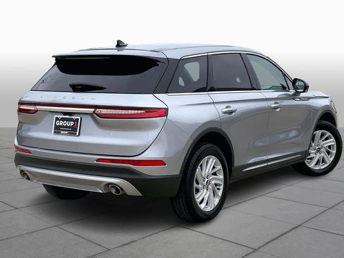 Used 2024 Lincoln Corsair Premiere image 12