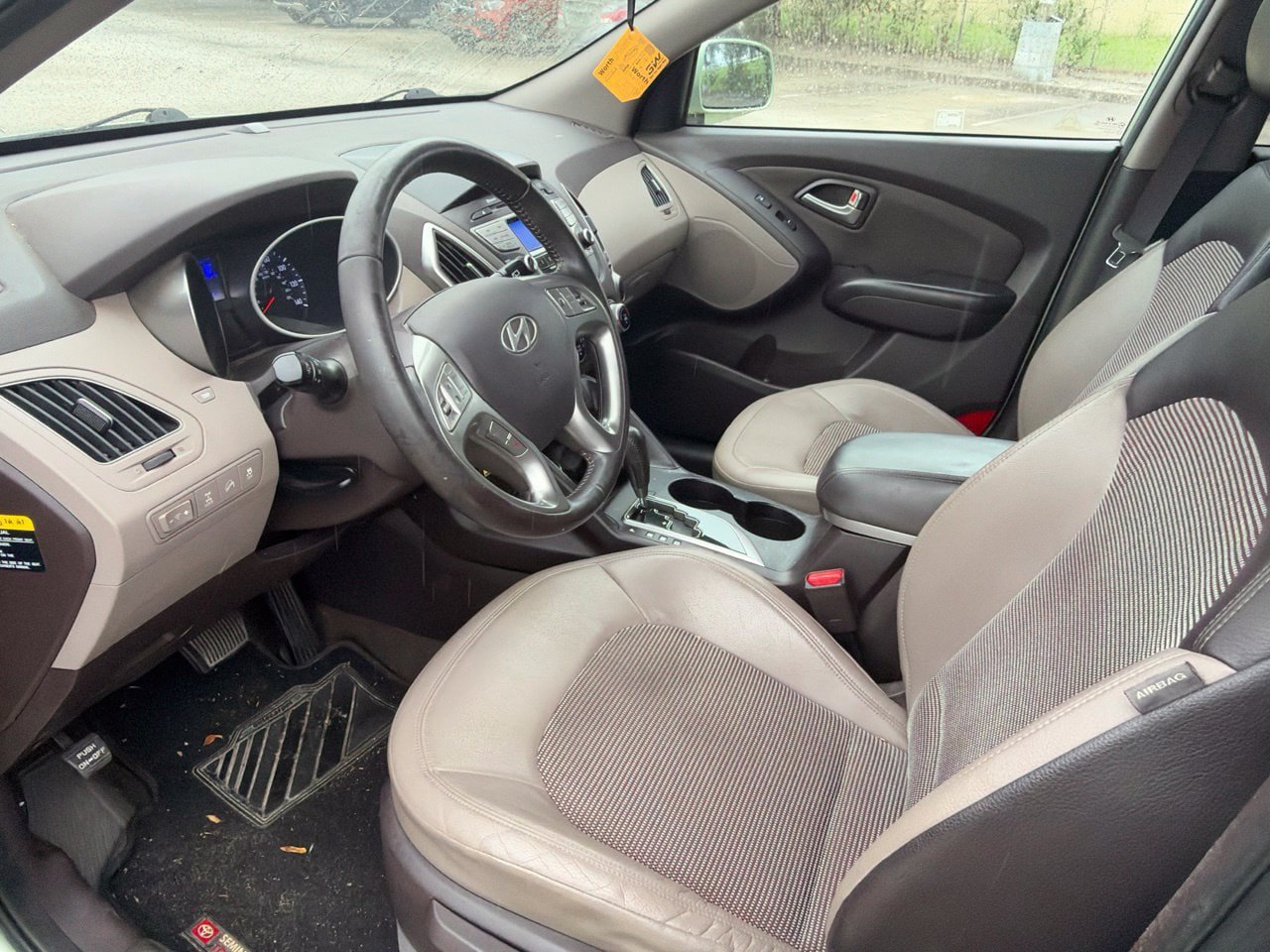 Used 2011 Hyundai Tucson GLS AWD/4WD image 9