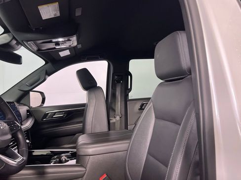 Used 2025 Chevrolet Tahoe Z71 image 20