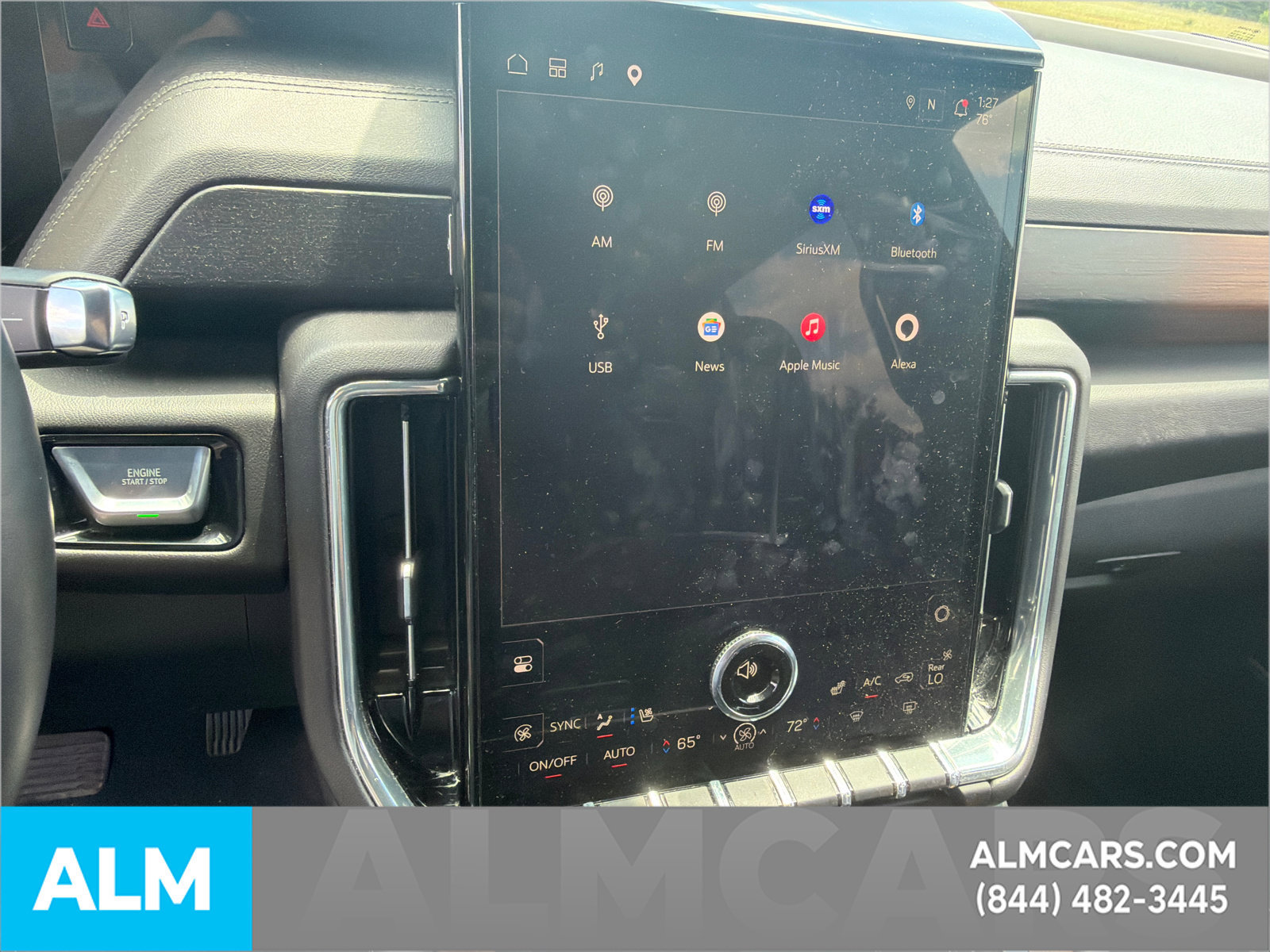 Used 2025 GMC Yukon Denali AWD/4WD image 34