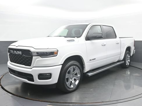 Used 2025 RAM 1500 Big Horn AWD/4WD image 1