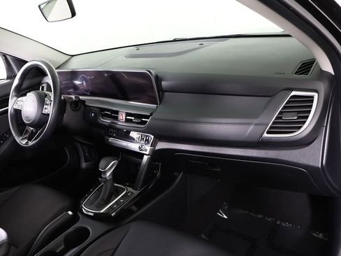 Certified 2024 Kia Seltos EX AWD/4WD image 29