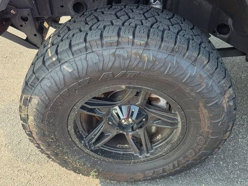 Used 2018 Jeep Wrangler Unlimited Sport S AWD/4WD image 10