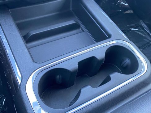 Used 2021 Chevrolet Silverado 2500 LTZ w/ LTZ Convenience Package image 29