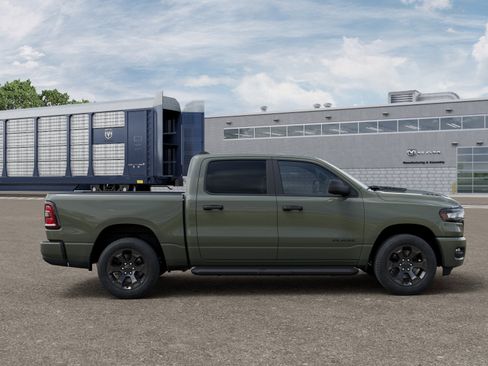 New 2026 RAM 1500 Express AWD/4WD image 35