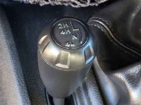 Used 2018 Jeep Wrangler Sport image 20