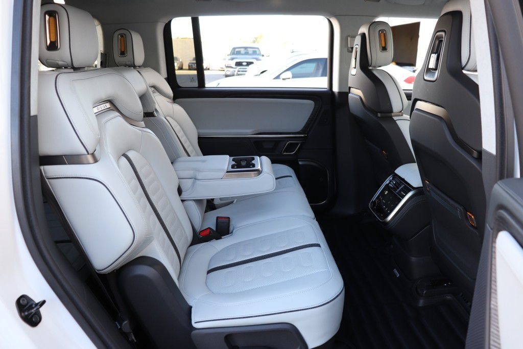 Used 2023 Rivian R1S Adventure Quad AWD/4WD image 28