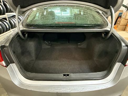 Used 2015 Chrysler 200 C w/ Navigation & Sound Group I image 27