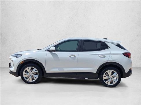 Used 2025 Buick Encore GX Preferred FWD image 9