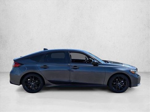 Used 2025 Honda Civic Sport image 4