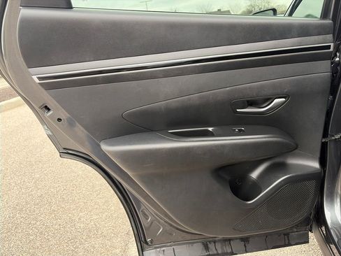 Used 2024 Hyundai Tucson SE image 25