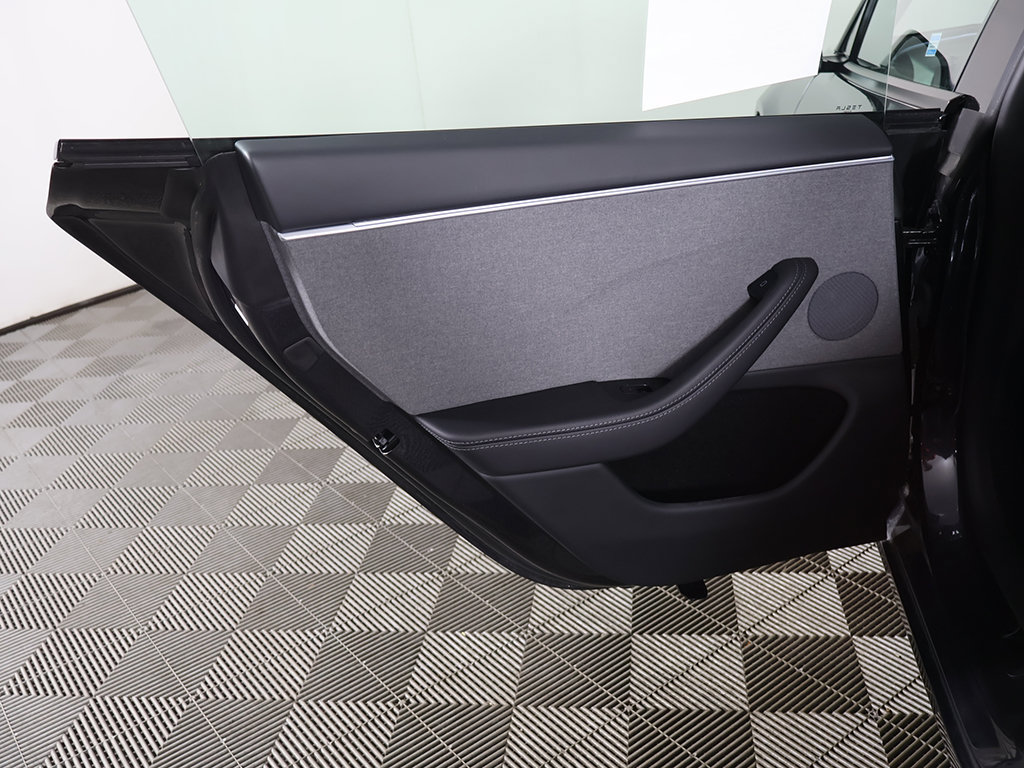 Used 2025 Tesla Model 3 Long Range RWD image 30