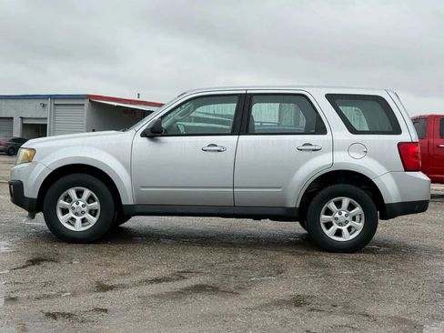 Used 2010 MAZDA Tribute i Sport image 8