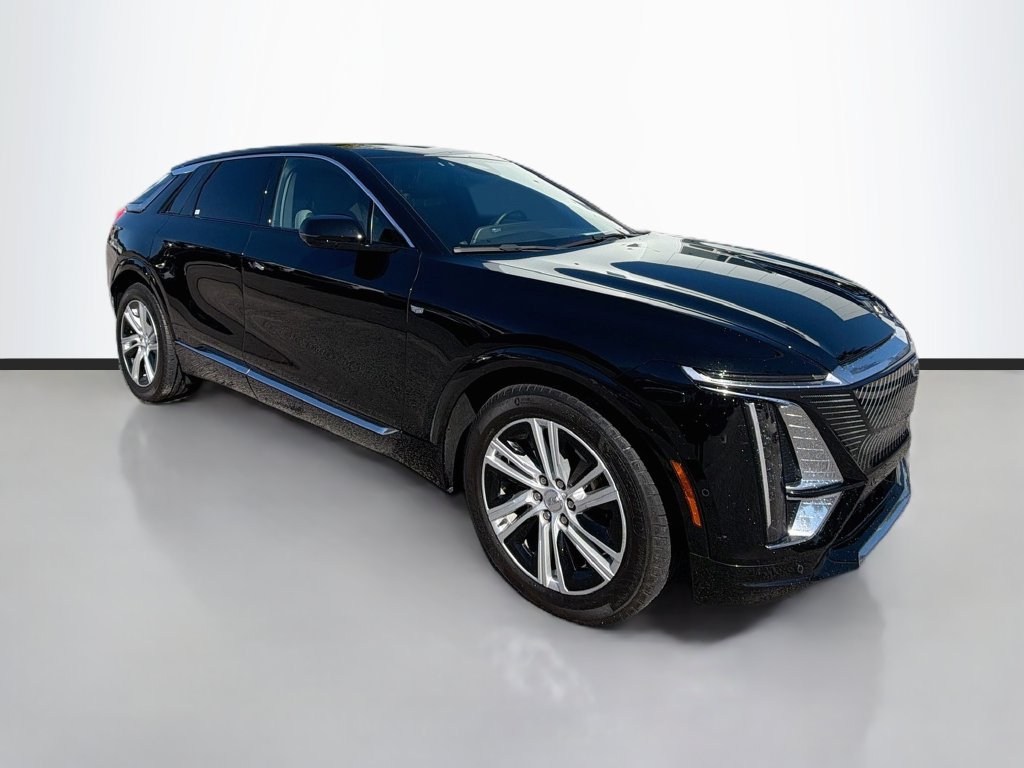 Used 2024 Cadillac Lyriq Tech w/ Driver Assist Package RWD image 3